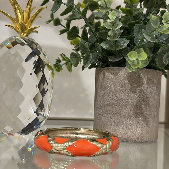 Cache Orange Bangle - Picture 3 of 8